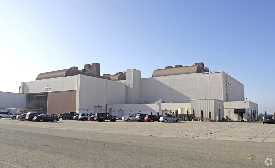 More Photos Of 2301 Monarch St, Alameda Warehouse For Lease