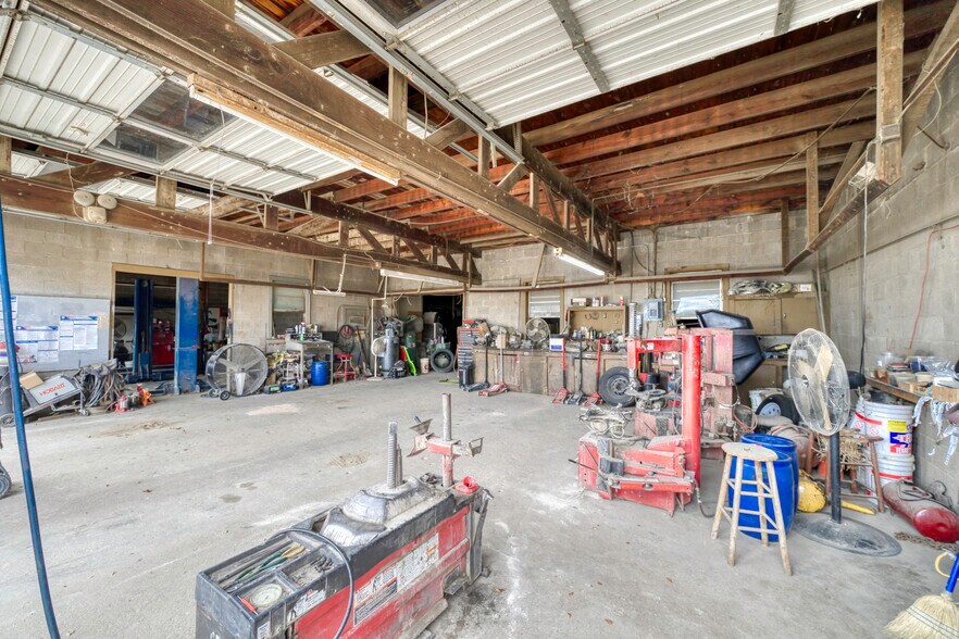 More Photos Of 102 Highway 39 S, Normangee Specialty For Sale