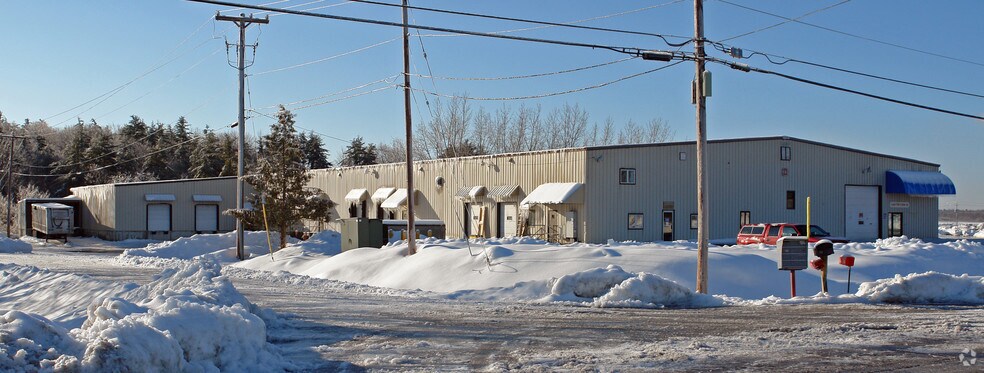 More Photos Of 22 Park Rd, Kingsbury Warehouse For Sale