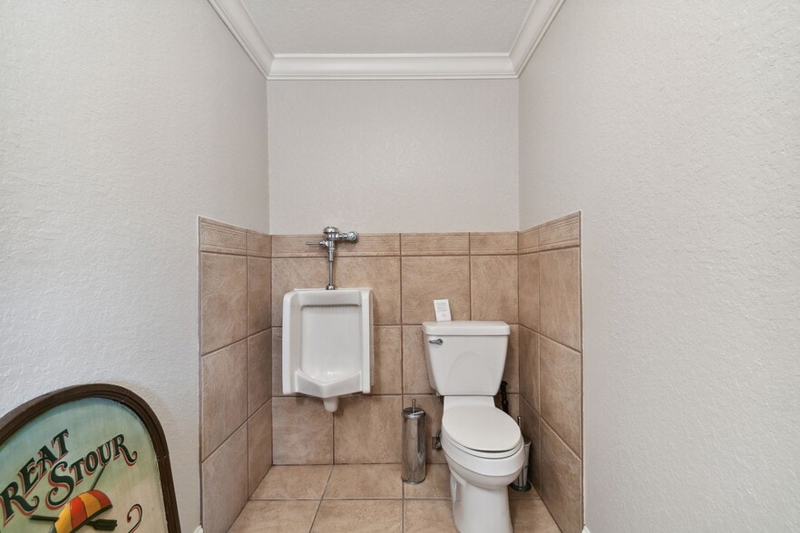 More Photos Of 1137 Bartow Rd, Lakeland Office For Lease