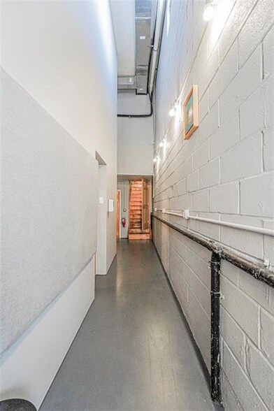 More Photos Of 332 Douglass St, Brooklyn Warehouse For Sale