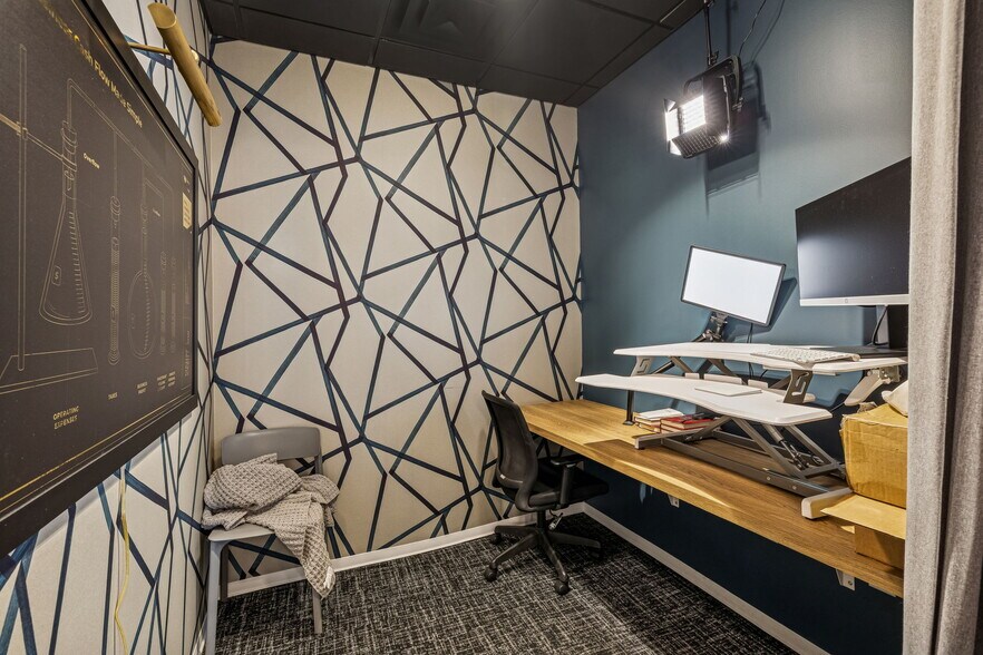 More Photos Of 5101 Kentucky Ave, Nashville Office For Sale