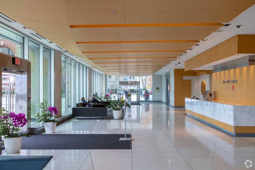 More Photos Of 200 Granville St, Vancouver Office For Sale