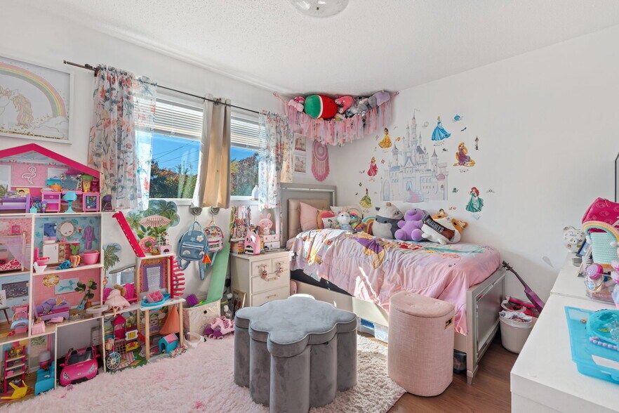 More Photos Of 1149 SW Cascade Ave, Chehalis Apartments For Sale