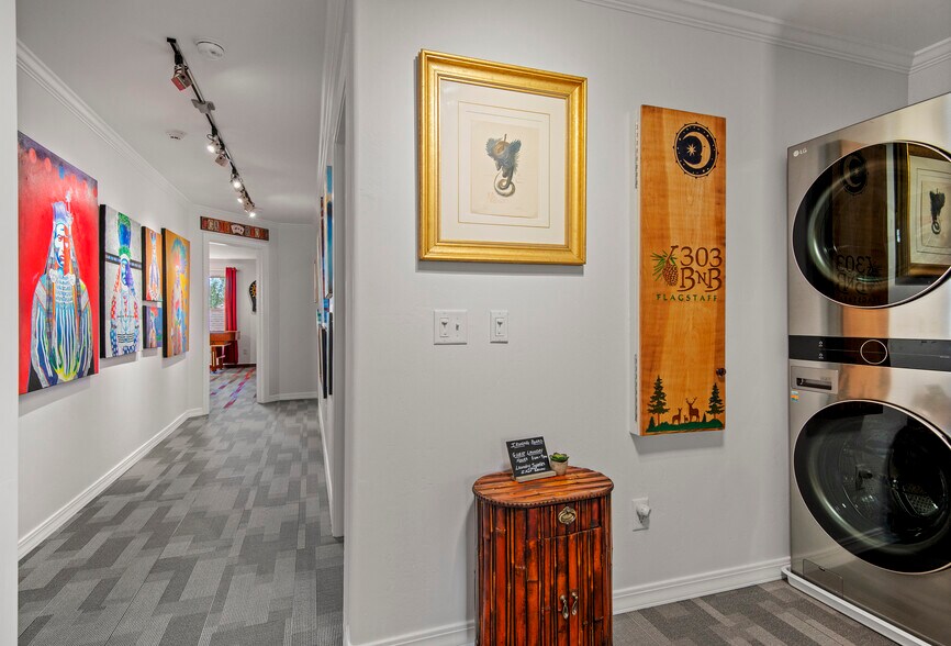 More Photos Of 303 W Juniper Ave, Flagstaff Hospitality For Sale