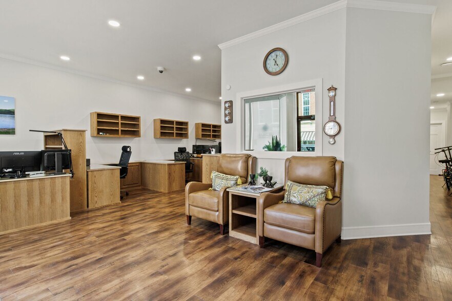 More Photos Of 114-116 E Main St, Penn Yan Storefront Retail Residential For Sale