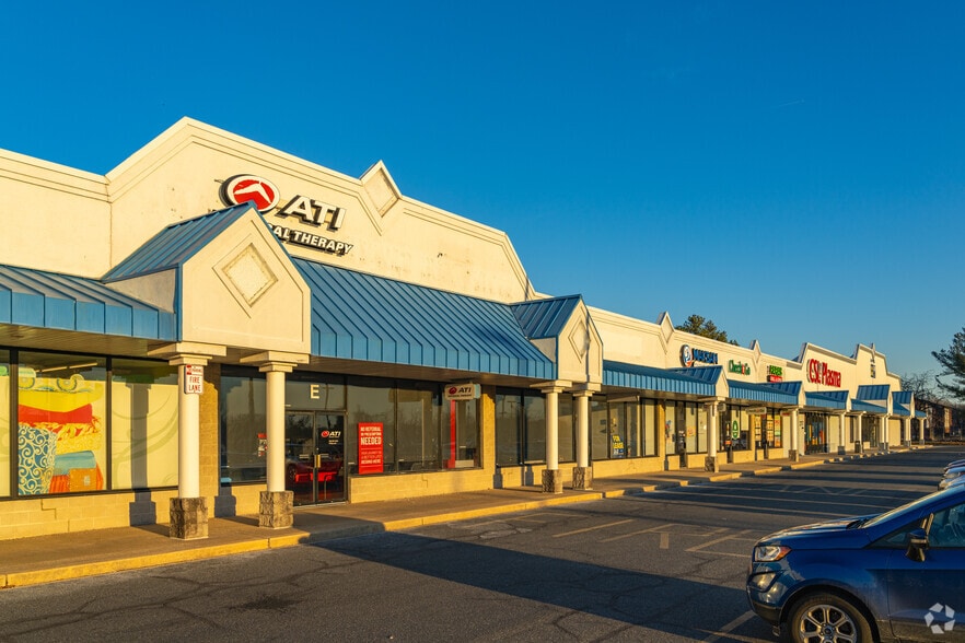 More Photos Of 261-283 N Dupont Hwy, Dover Storefront For Lease
