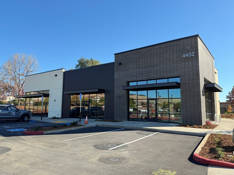 More Photos Of Latrobe Rd @ Golden Foothill Parkway, El Dorado Hills Land For Lease