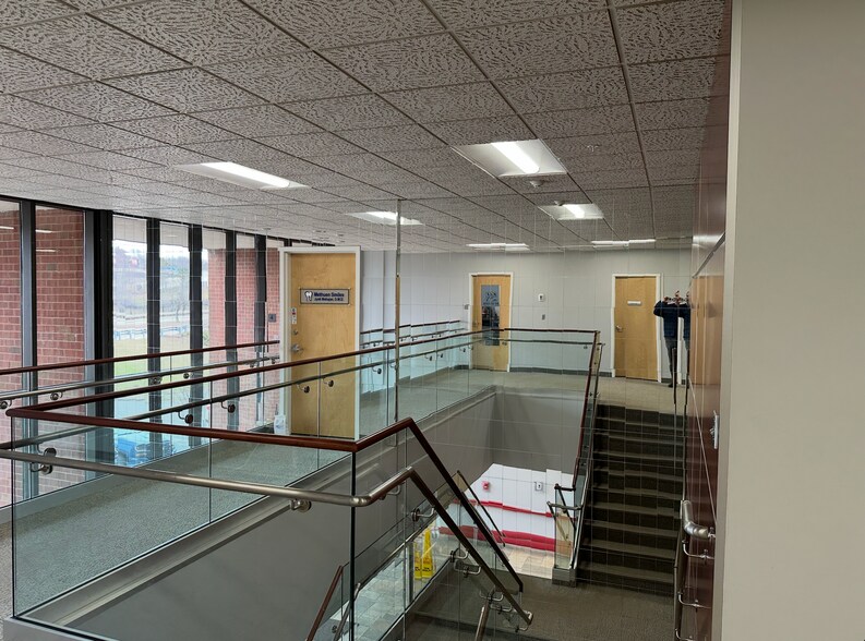 More Photos Of 100 Milk St, Methuen Office For Sale