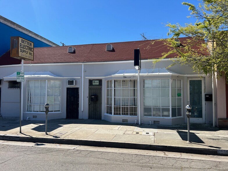 More Photos Of 2729-2735 S Robertson Blvd, Los Angeles Storefront For Sale