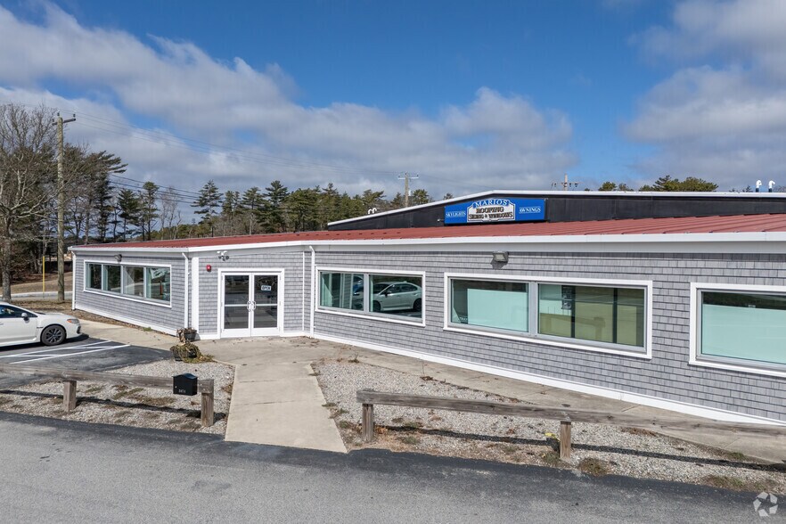 More Photos Of 3074 Cranberry Hwy, East Wareham Freestanding For Lease