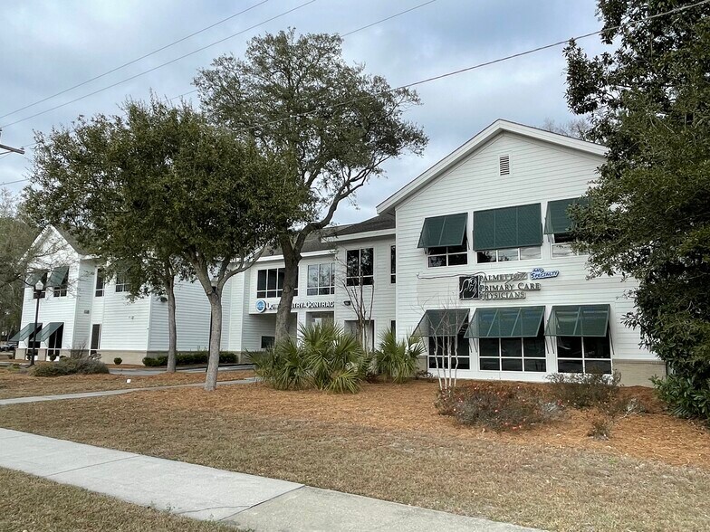 More Photos Of 1200 Two Island Ct, Mount Pleasant Office For Lease