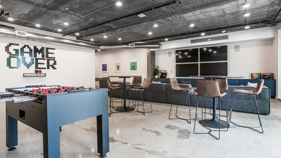 More Photos Of 13448 Beach Ave, Marina Del Rey Apartments For Lease