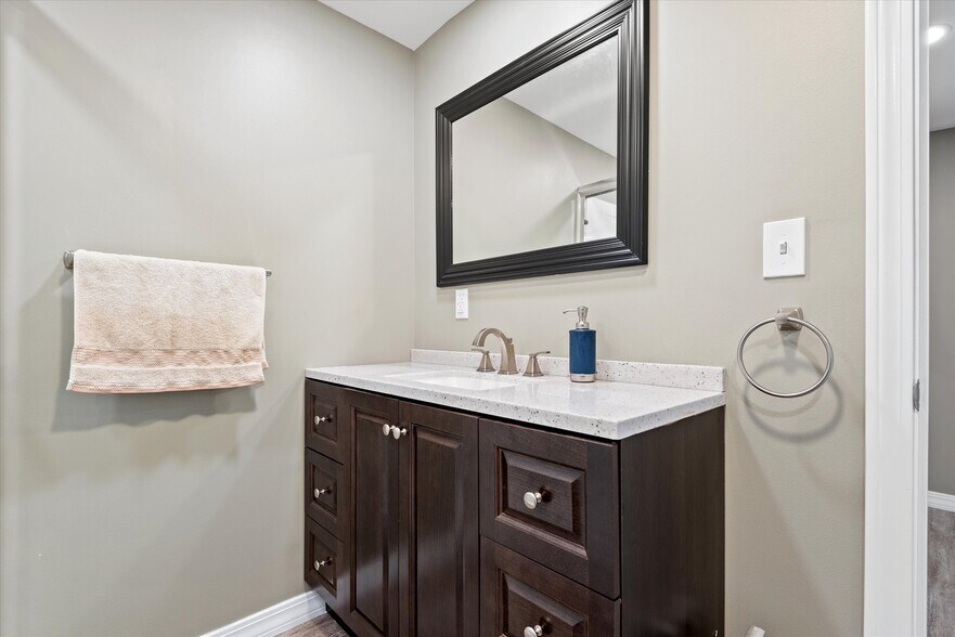 More Photos Of 86 Parsons St, Presque Isle Service Station For Sale