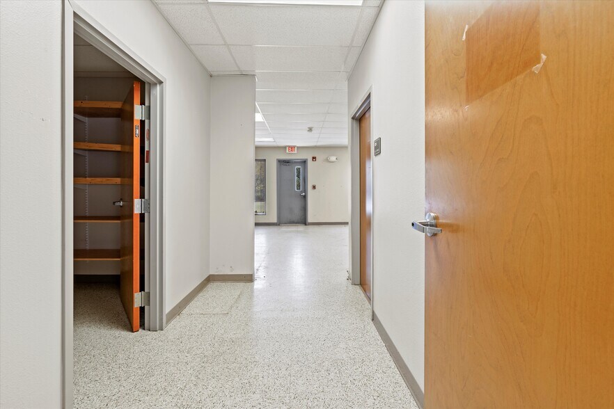 More Photos Of 167 Comfort Rd, Palatka Warehouse For Lease