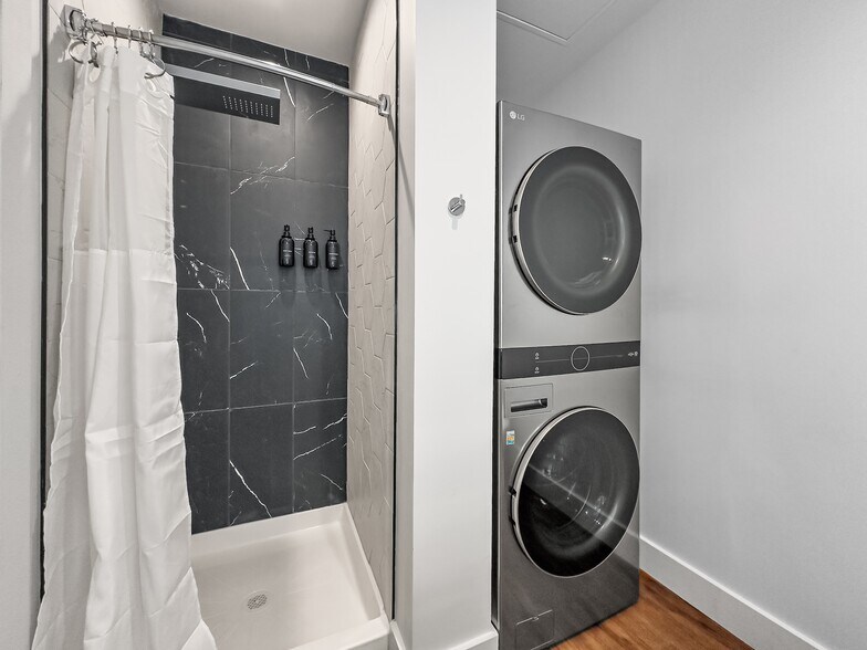 More Photos Of 5515 Humming Bird Ln, Austin Apartments For Sale