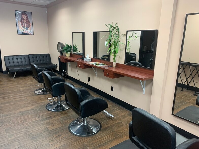 More Photos Of 911-915 N Broadway, White Plains Unknown For Lease