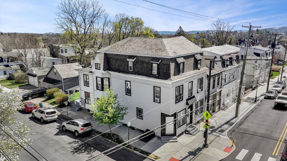 More Photos Of 133 Cattell St, Easton Apartments For Sale