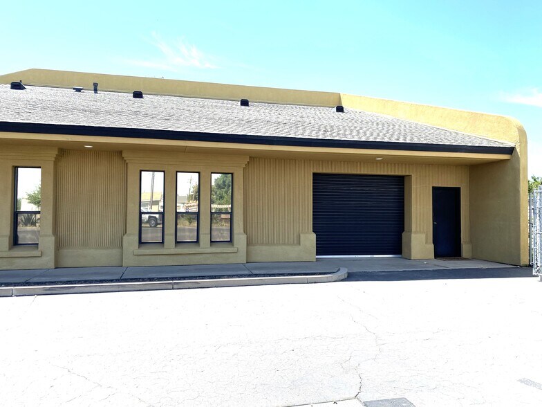 More Photos Of 900 Post Rd, Oakdale Office For Sale