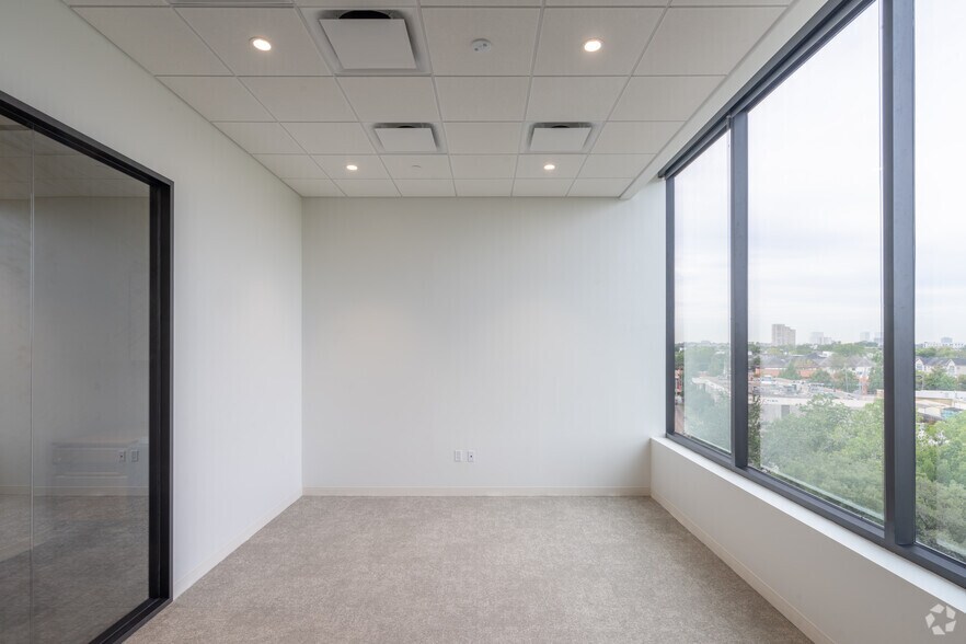 More Photos Of 190 TC Jester Blvd, Houston Office For Lease