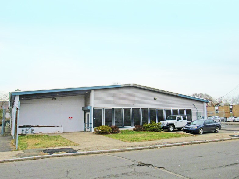 Primary Photo Of 190 Wallace St, New Haven Warehouse For Sale