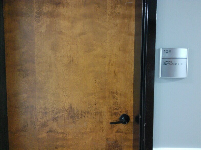 More Photos Of 9712 Belair Rd, Nottingham Medical For Lease
