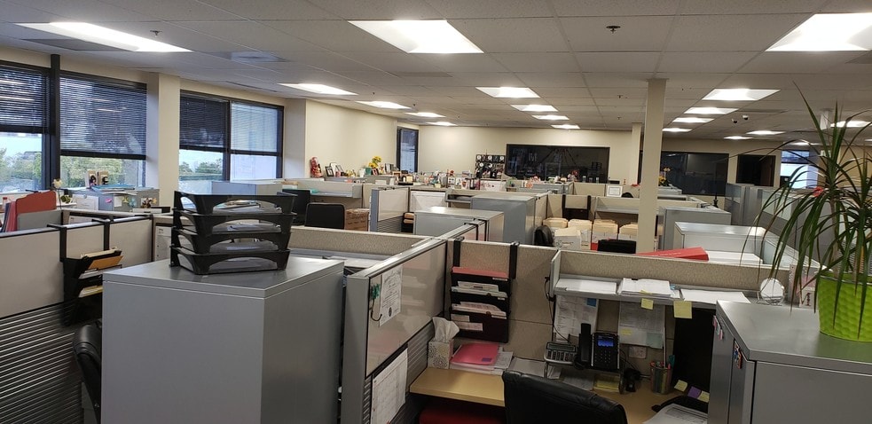 More Photos Of 2601 Saturn St, Brea Office For Lease