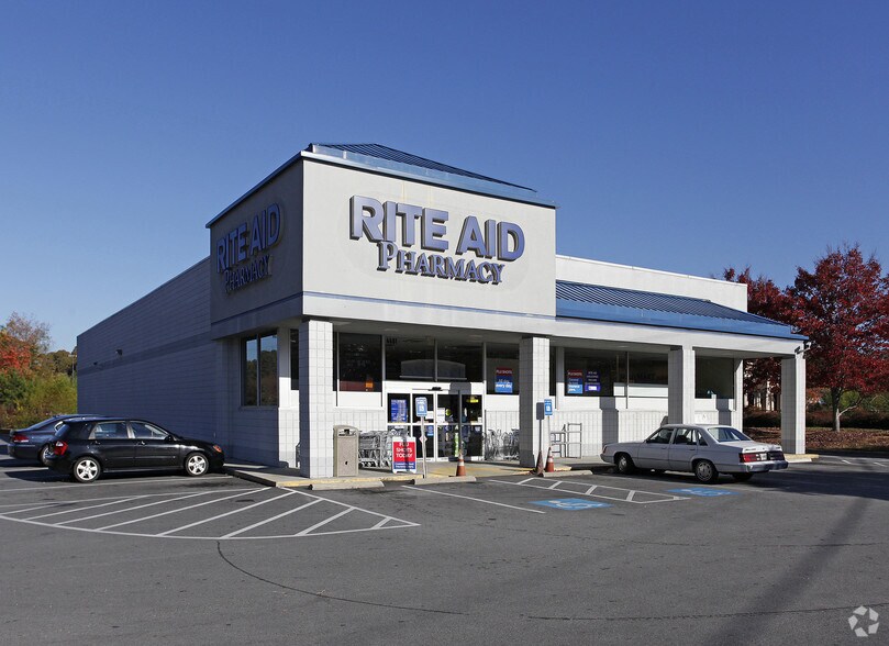 Primary Photo Of 4481 Hiram Lithia Springs Rd, Powder Springs Drugstore For Lease