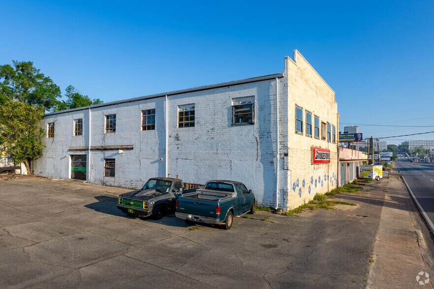 More Photos Of 1514 S Monroe St, Tallahassee Warehouse For Lease