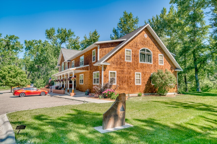 Primary Photo Of 243 Pegasus Drive, Bozeman Medical For Sale