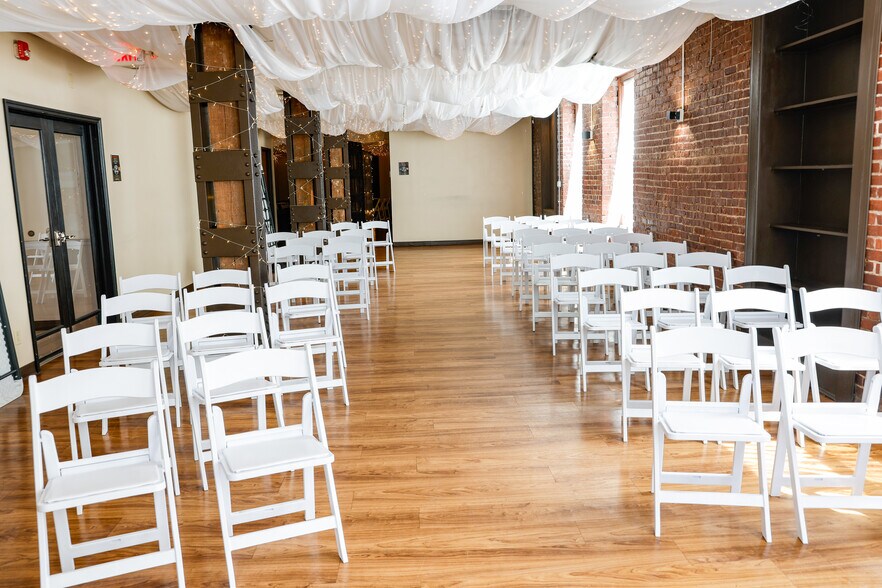 More Photos Of 210 Hale St, Charleston Office For Sale