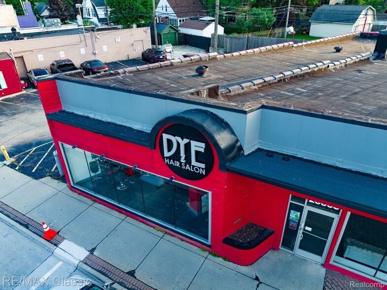 More Photos Of 23365 Woodward Ave, Ferndale Storefront Retail Office For Sale