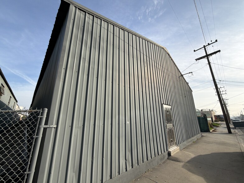 More Photos Of 2544 Chico Ave, South El Monte Manufacturing For Lease