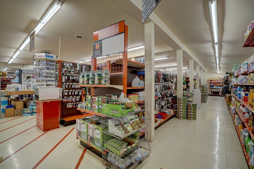 More Photos Of 7281 S State Rd, Goodrich Freestanding For Sale