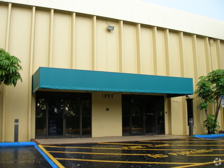 More Photos Of 1800 NW 66th Ave, Plantation Light Manufacturing For Lease