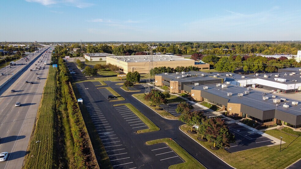 More Photos Of 1717-4189 Arlingate Ln, Columbus Light Distribution For Lease