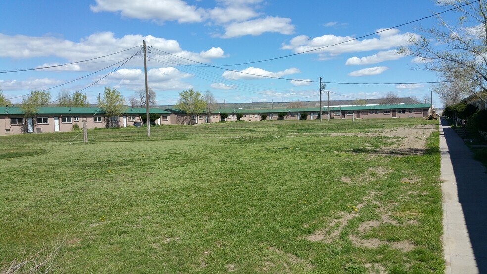 8728 Old Highway 30, Hammett, ID 83627 Apartments For Sale