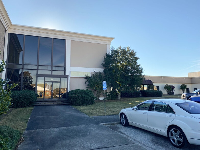 More Photos Of 111 Fieldstone Dr, Milledgeville Office For Lease