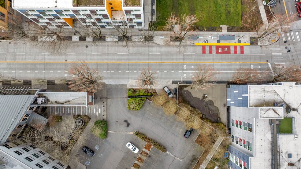 More Photos Of 2037 E Madison St, Seattle Storefront Retail Office For Sale