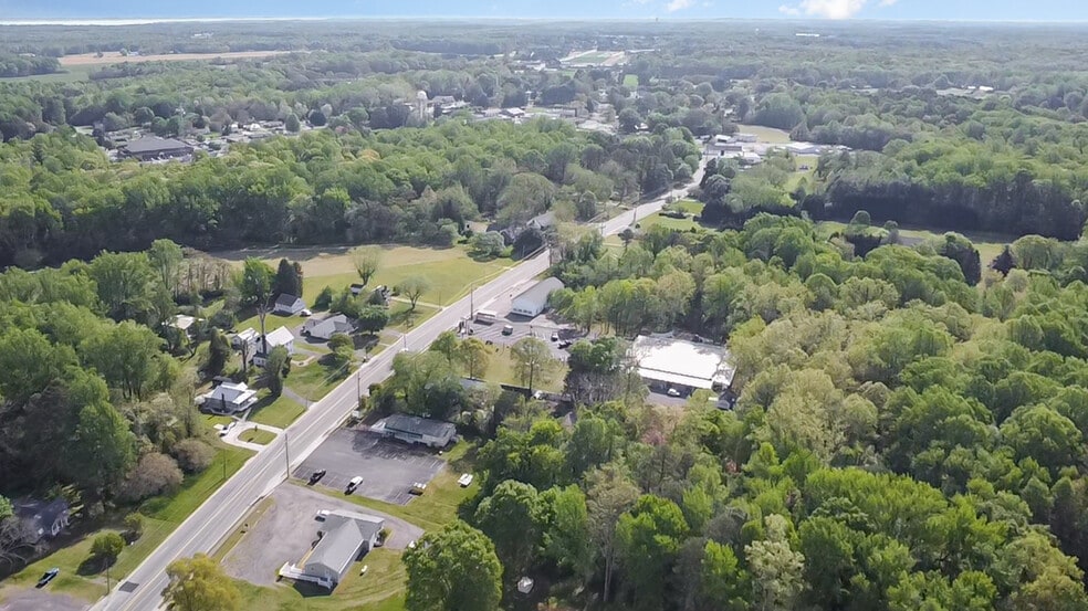 More Photos Of 15220 Kings Hwy, Montross Restaurant For Sale