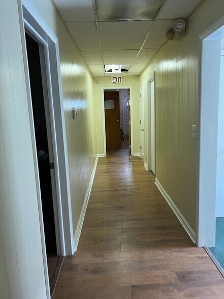 More Photos Of 604 S Oakwood Ave, Beckley Loft Creative Space For Sale