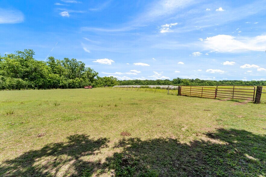More Photos Of 10840 FM 442, Boling Land For Sale