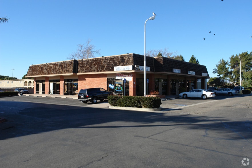 Primary Photo Of 2655-2667 S Ventura Rd, Port Hueneme Freestanding For Lease