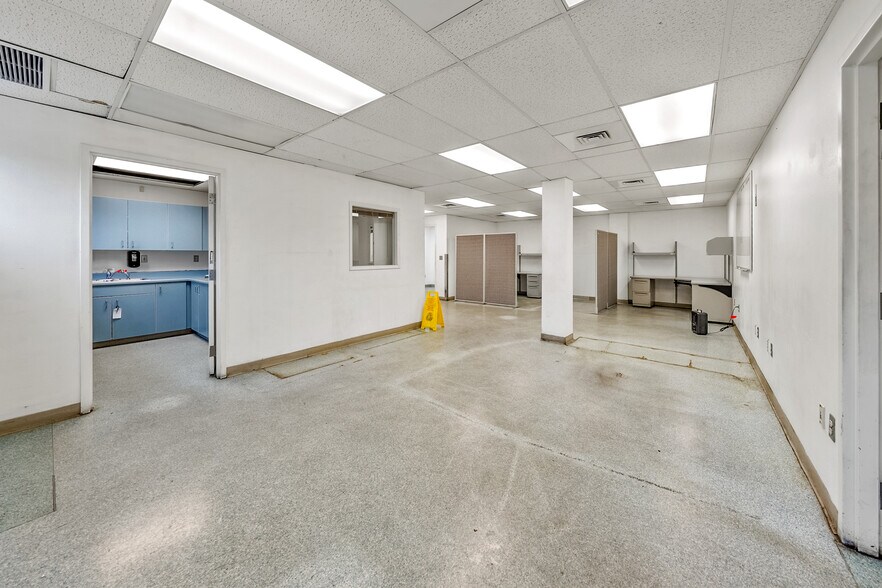 More Photos Of 661 S Fir St, Medford Refrigeration Cold Storage For Lease