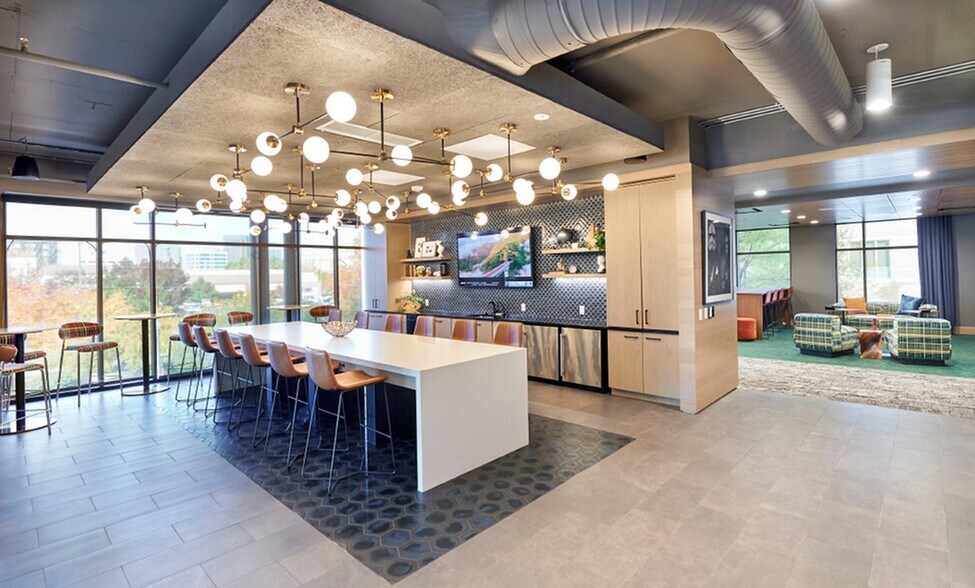 More Photos Of 250 E Myrtle St, Boise Apartments For Lease