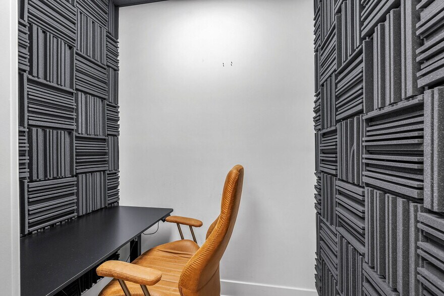 More Photos Of 160-164 N 2nd St, Philadelphia Apartments For Lease