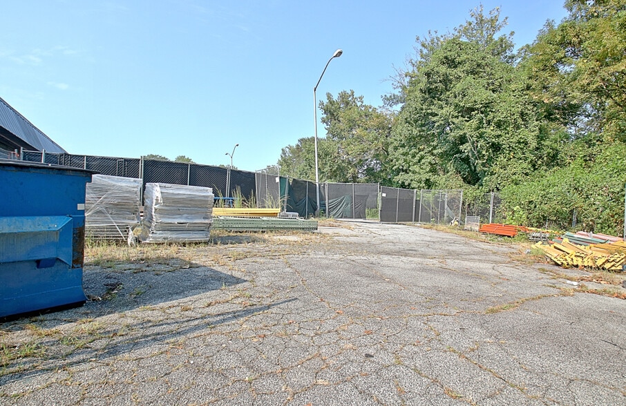 More Photos Of 7716 N Main St, Jonesboro Freestanding For Sale