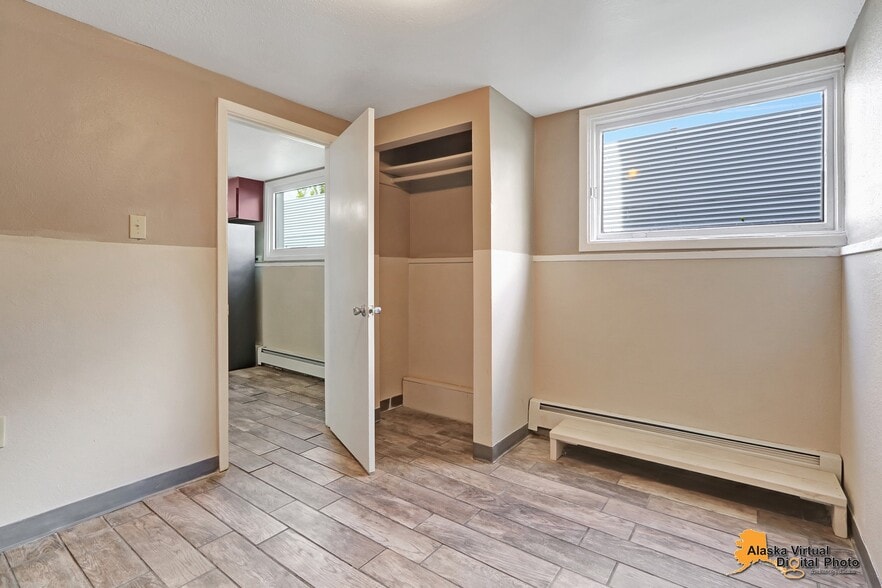 More Photos Of 1335 Hyder St, Anchorage Apartments For Sale