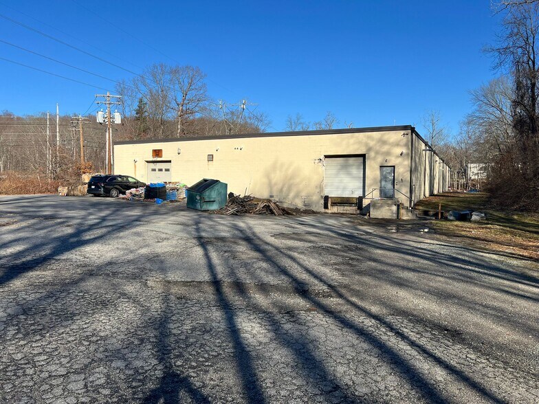 More Photos Of 297 Margaret King Ave, Ringwood Warehouse For Sale
