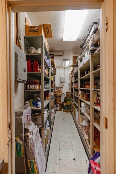 More Photos Of 5159 CA-140, Mariposa General Retail For Sale